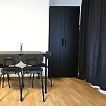 City Apartments * ניאוס