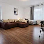 City Apartments Апартаменты Нойс