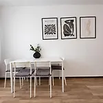 City Apartments Нойс