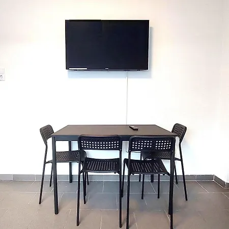 شقة City Apartments نيوس