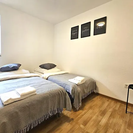 City Apartments ノイス