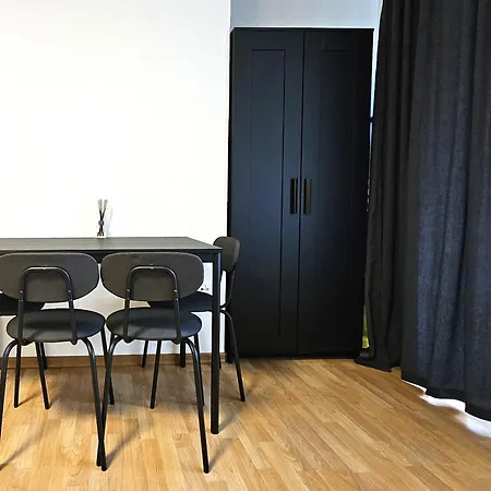 City Apartments * Нойс