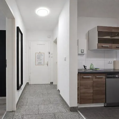 شقة City Apartments نيوس